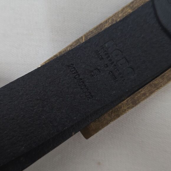 HOBO Timeless Vintage Black Belt with Rectangular Gold Buckle main image 5